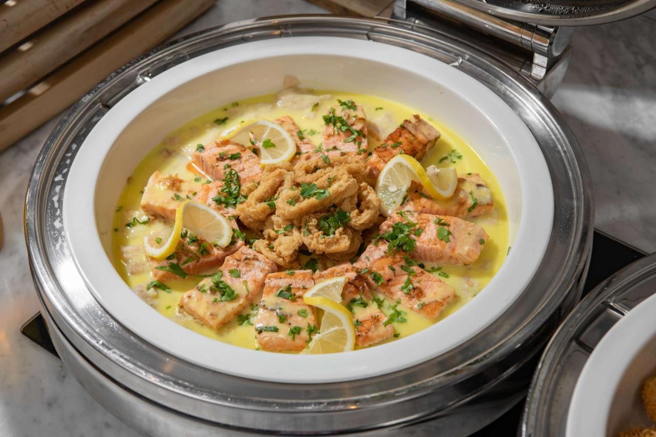 Park Inn By Radisson Makkah Aziziyah Мекка Экстерьер фото A seafood chowder