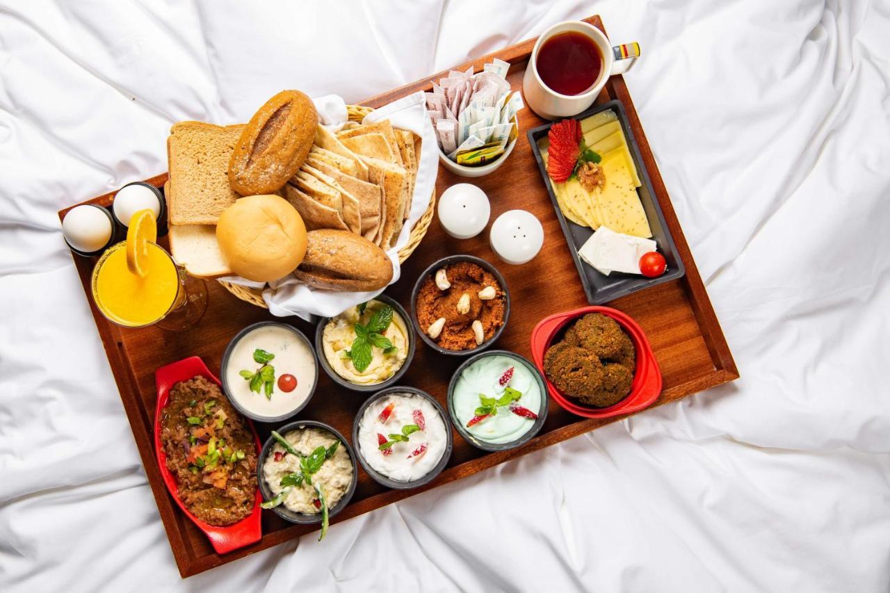 Park Inn By Radisson Makkah Aziziyah Мекка Экстерьер фото A typical breakfast in India